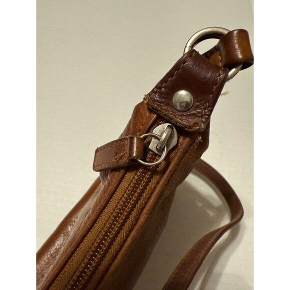 Fossil Tan Genuine Leather Shoulder Hobo Handbag Purse 6X8 Exterior Wear - Picture 16 of 16